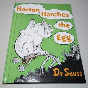 Dr. Seuss Horton Hatches‎ the Egg Hardcover Green ISBN 0-394-80077-X Pre-Owned